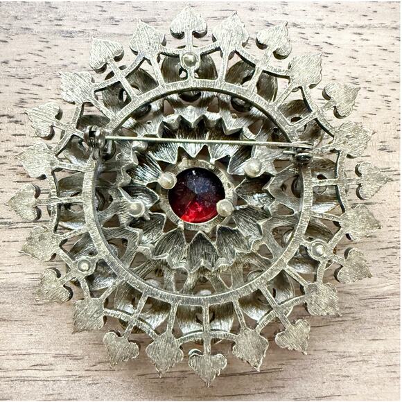 Avon 2009 "Lovely London" Large Rhinestone & Enamel Brooch Pin - Picture 2 of 7